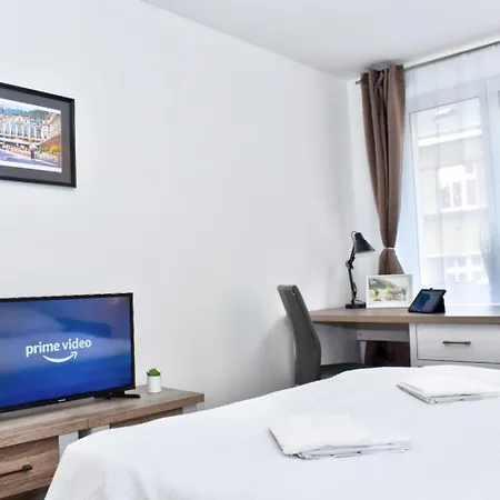 Point Apartment